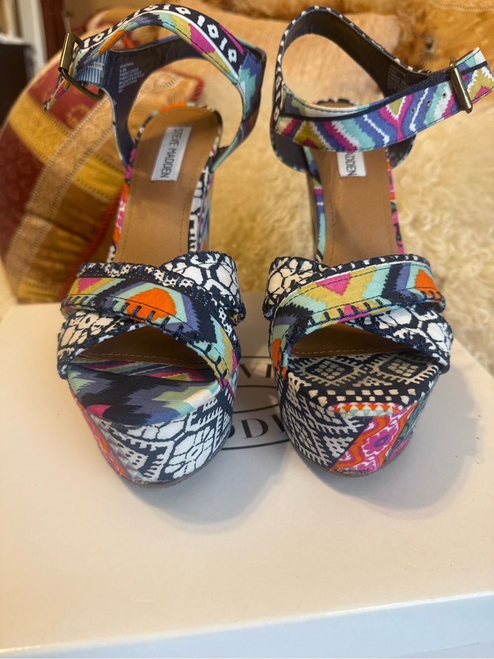 Steve Madden Multicolor Aztec-Print Platform Sandals